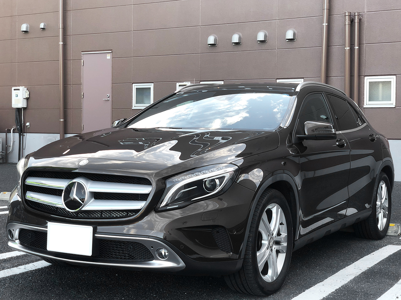 金融車メルセデス・ベンツ GLA 4MATIC