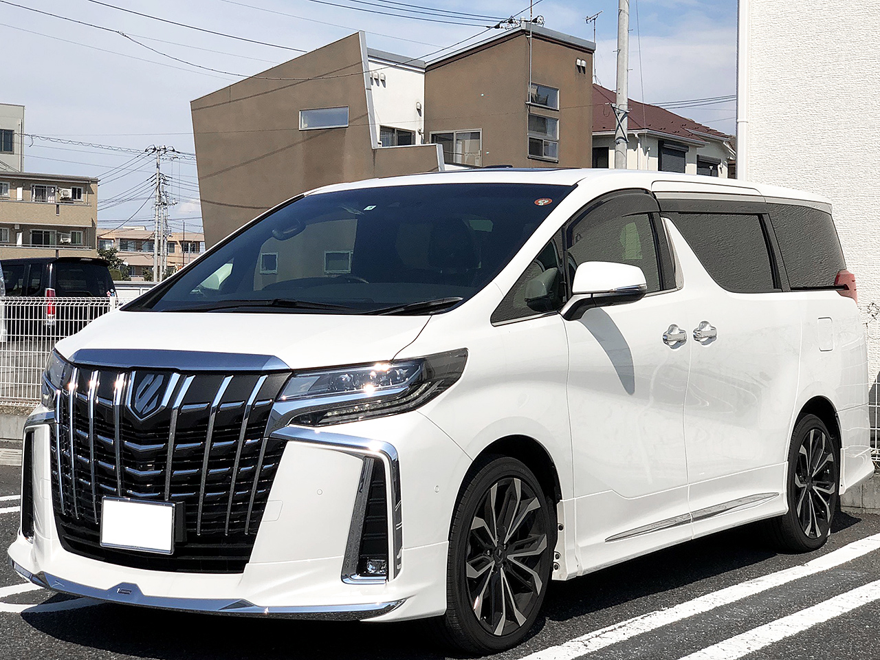 金融車トヨタ アルファード 3.5エグゼクティブラウンジS モデリスタ