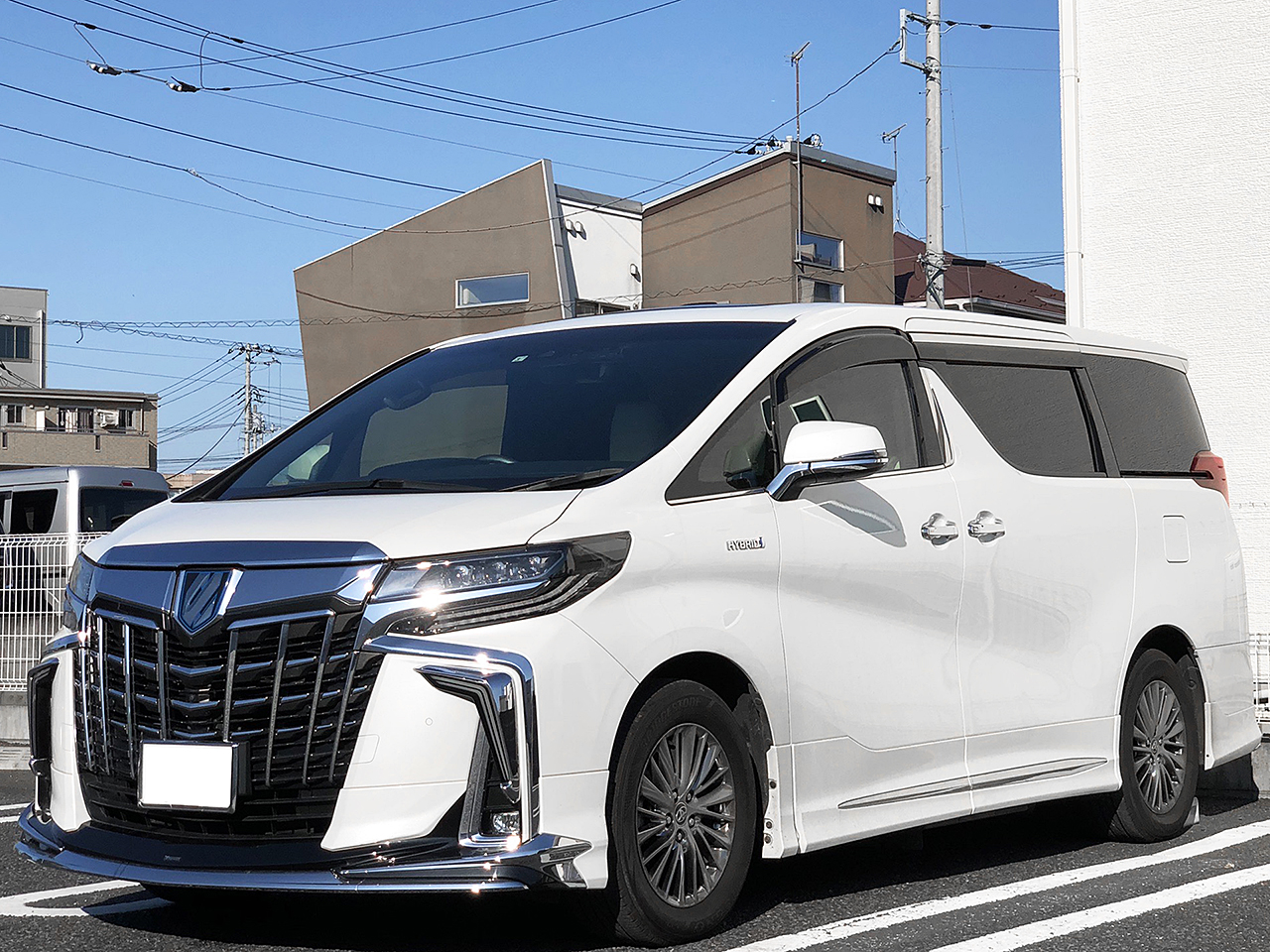 金融車トヨタ アルファードハイブリッド エグゼクティブラウンジS モデリスタフルエアロ