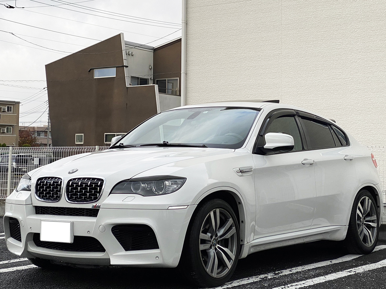 金融車BMW X6M